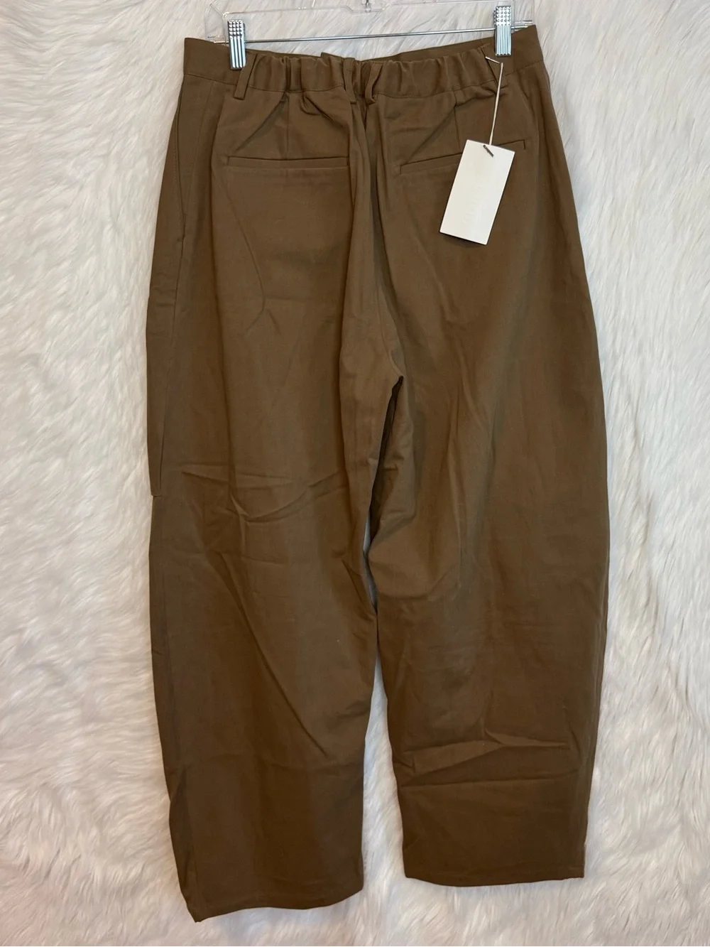 NWT The Jowa Brown Senne Double Pin Tuck Barrel Leg Pants Trousers Tailored NEW